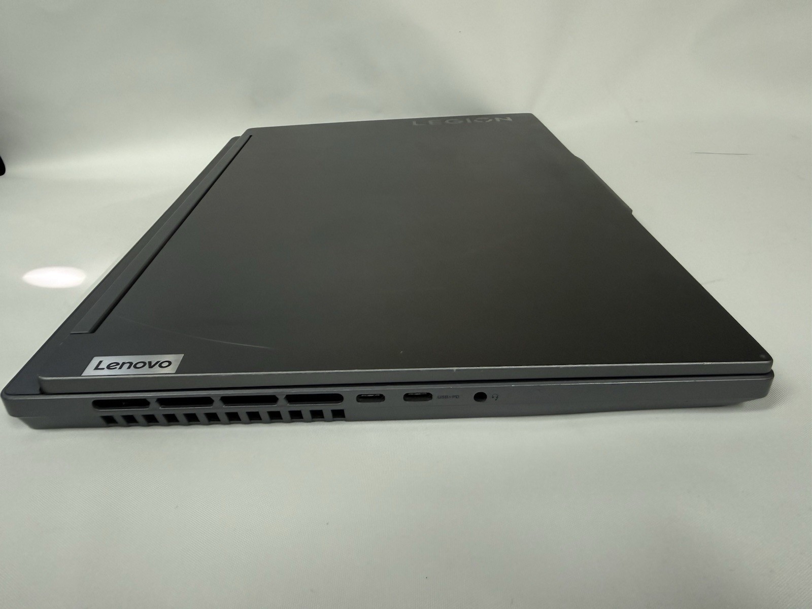 Lenovo Legion Slim 5 16ARP9 R7 7435HS RTX 4070 32GB DDR5 2TB SSD W/Office 2021