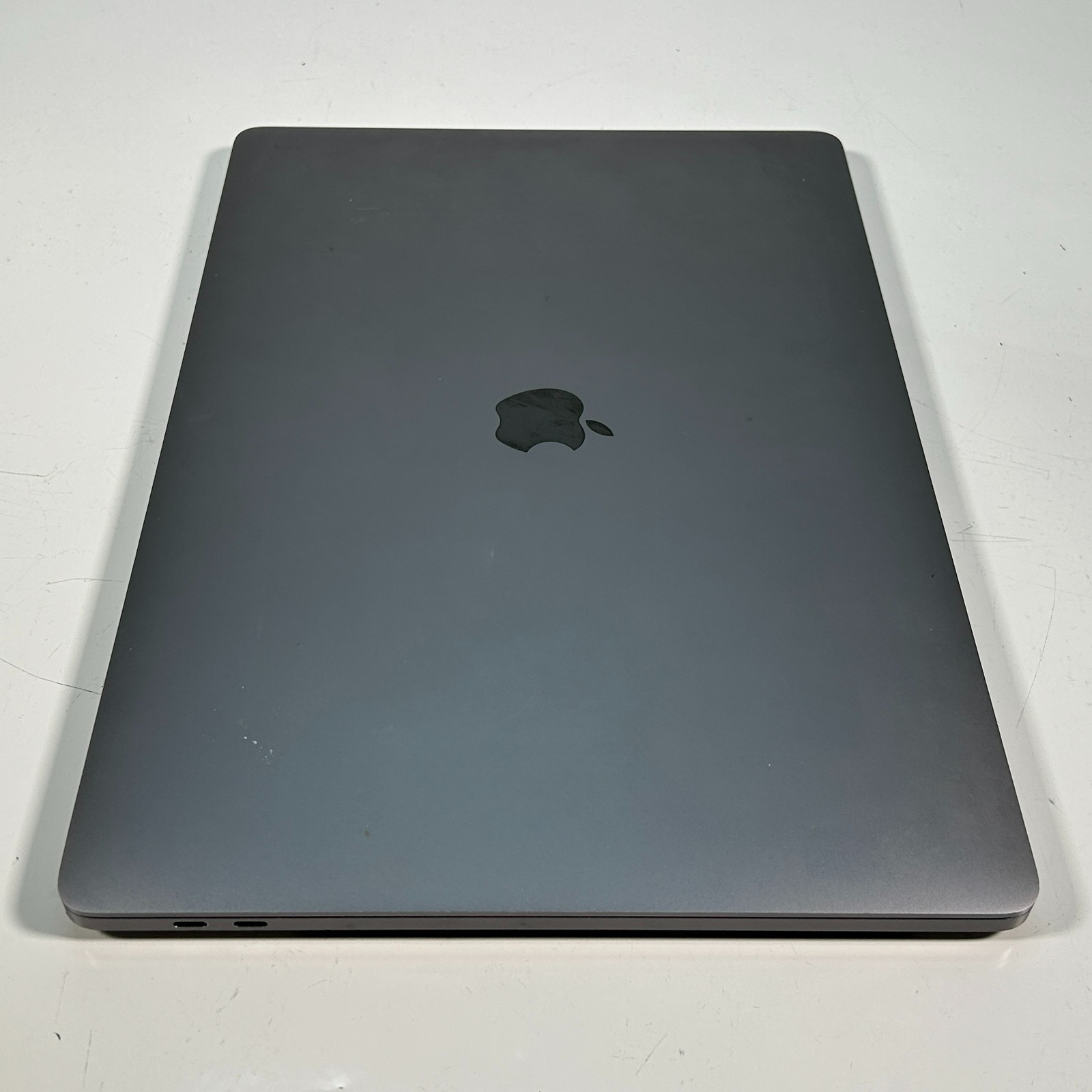 Apple MacBook Pro A2141 i7-9750H 2.6GHz 16GB RAM 512GB NVMe Sonoma 14.8.7 Used