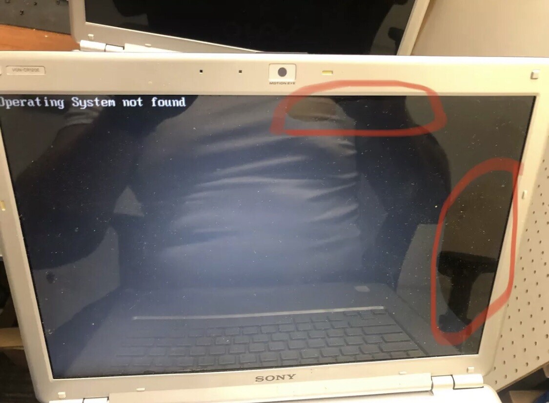 SONY VAIO PCG-5G3L NOTEBOOK -WINDOWS 10 (NAVY BLUE) BROKEN SCREEN!