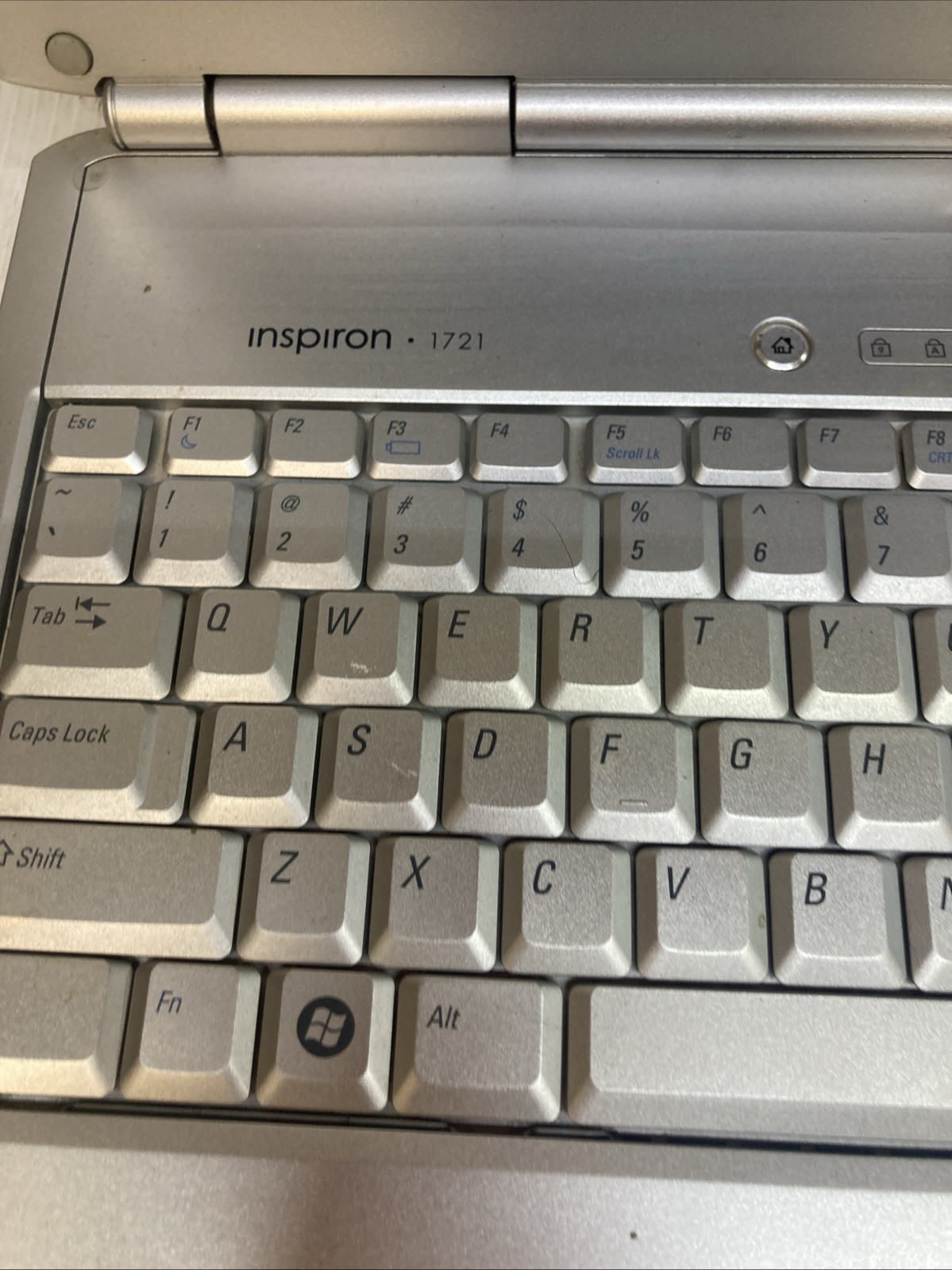 Dell Inspiron 1721 AMD Dual-Core 1.8GHz 2 GB NO HDD Boot to BIOS