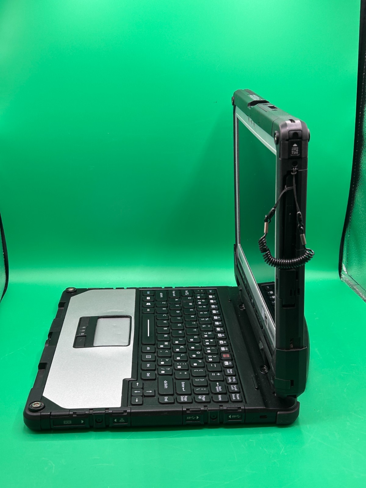 Panasonic Toughbook CF-33 12″ Touch i5-7300U 2.60GHz 16GB RAM NO DRIVE & BATTERY