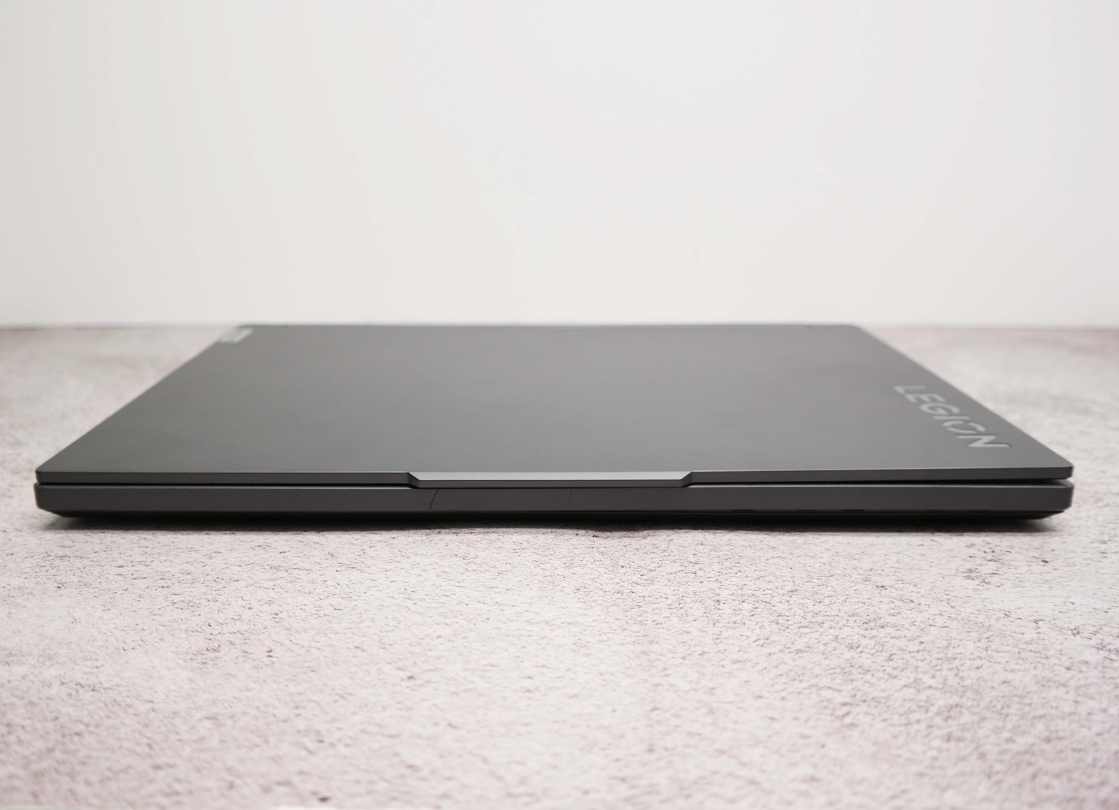 Lenovo Legion Slim 5 16APH8 Ryzen 5 7640HS BROKEN
