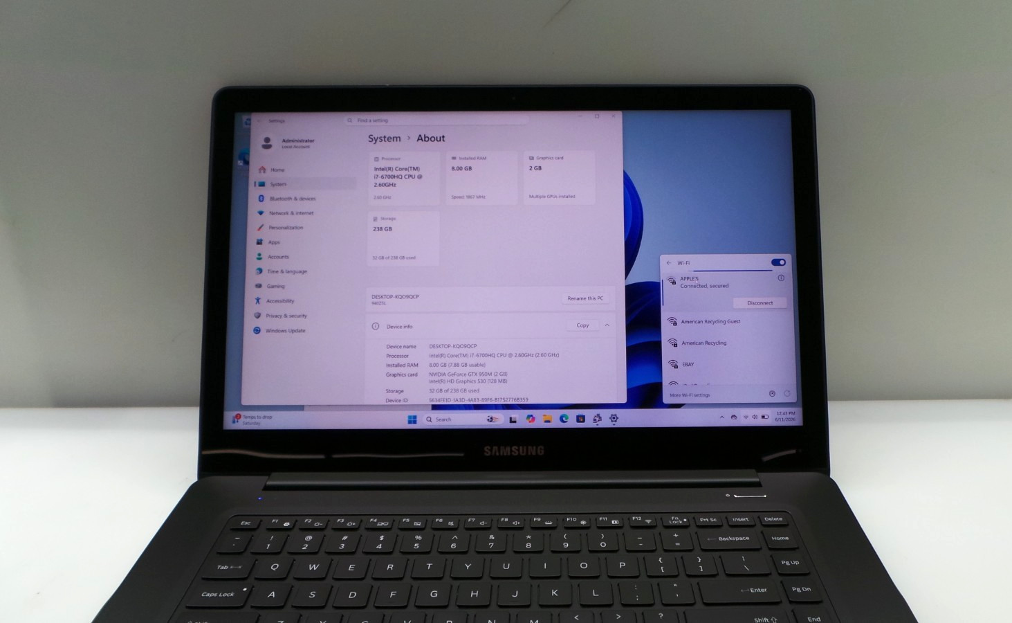 Samsung Notebook NP940Z5L | 15.6″ | i7-6700HQ | 8GB 256GB SSD | Touchscreen