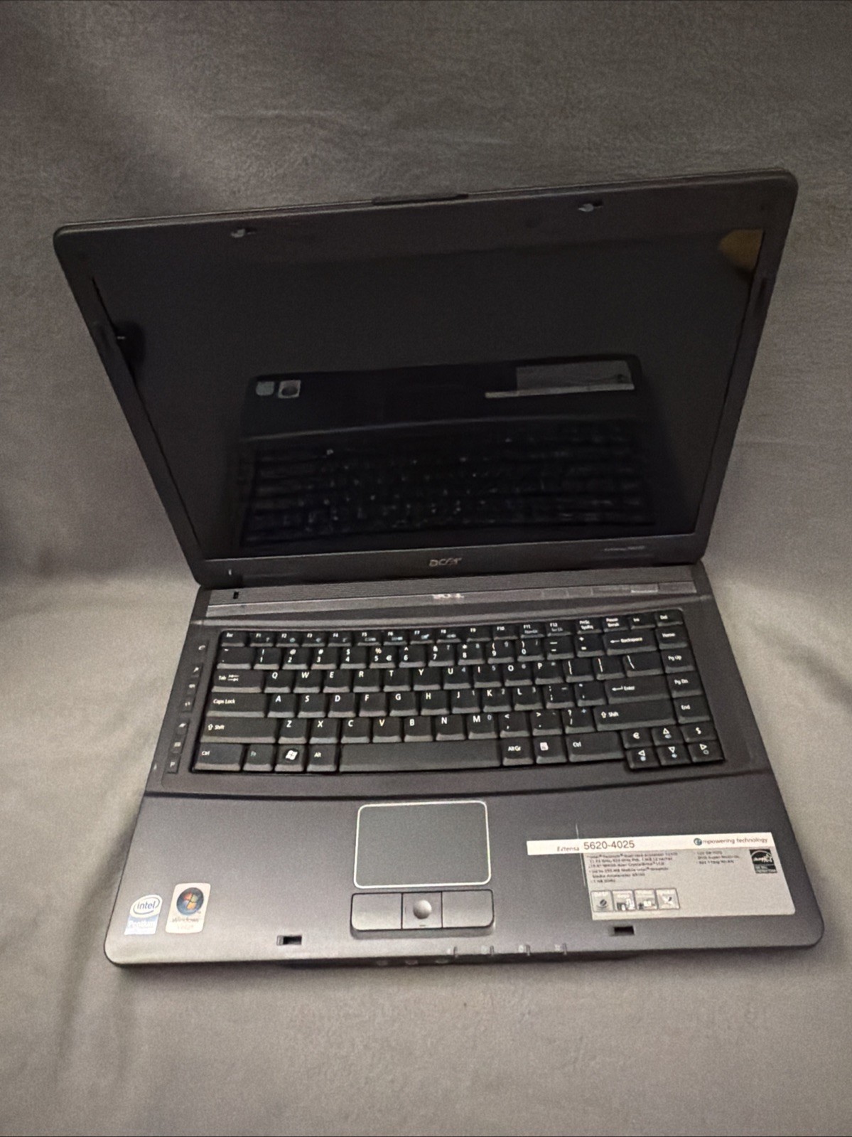 Acer Extensa 5620-4025 Intel Pentium T2370 1.73GHz 120 GB HDD NO CHARGER 4 parts