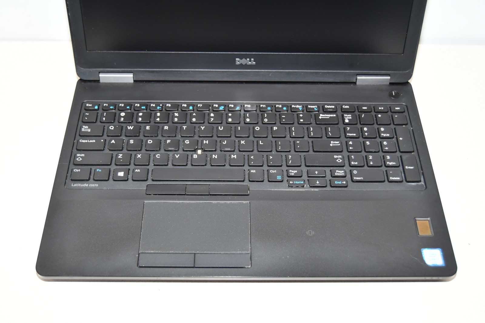 ^ Dell Latitude E5570 15.6″ Intel i7 “Parts Unit” No Power / Ram / HD / Battery