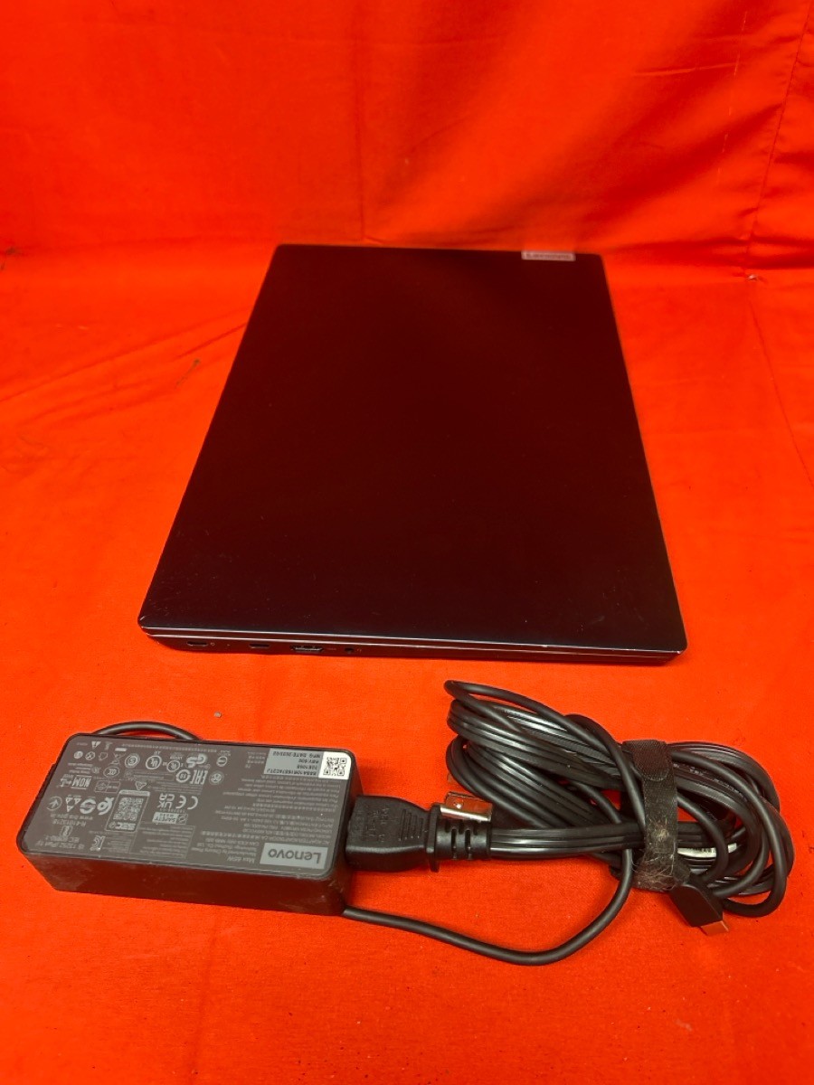 Lenovo IdeaPad 5 15ABA7 15.6″ Ryzen 7 5825U 2.0GHz 16GB RAM 512GB SS (CP1126296)