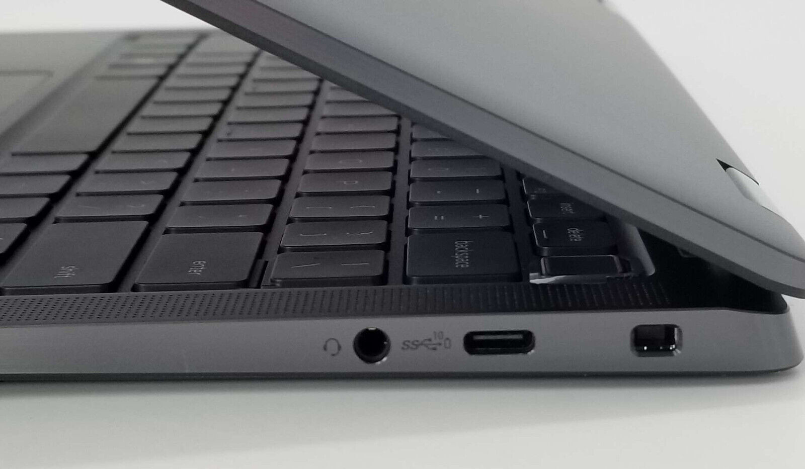 Dell Latitude 9330 Laptop PC 2 in 1 Intel i5-12th Gen 16GB Ram 256GB NVMe Win 11