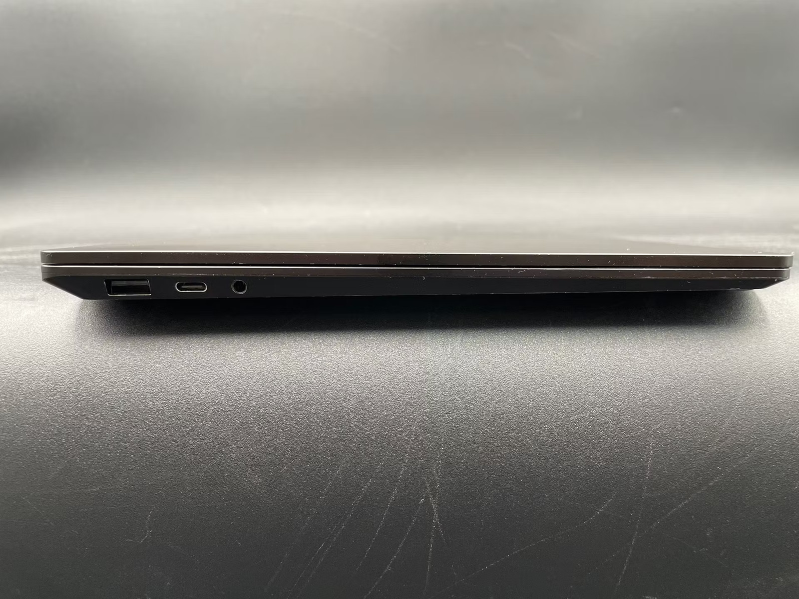 Microsoft Surface Laptop 4 Used 13.5″ (i7-1185G7-16GB-256GB NVMe)