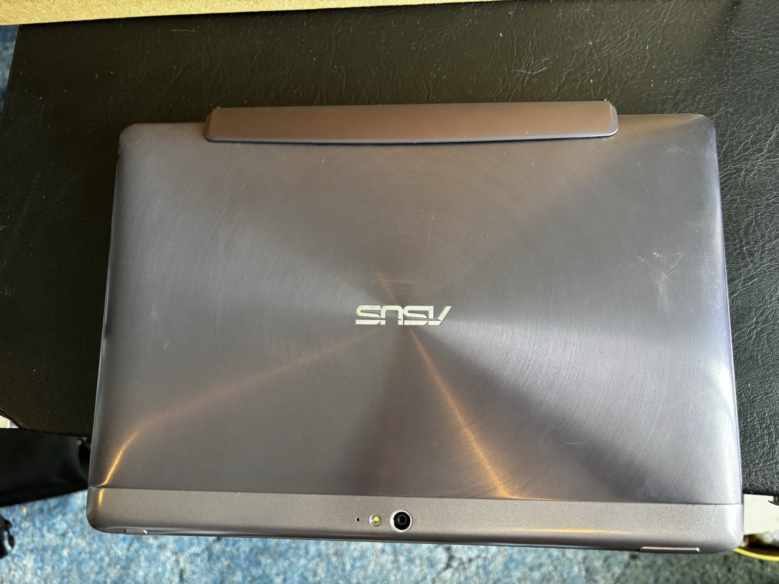 ASUS Transformer Book 2-in-1 Touchscreen Laptop/Tablet Gray w/ Case