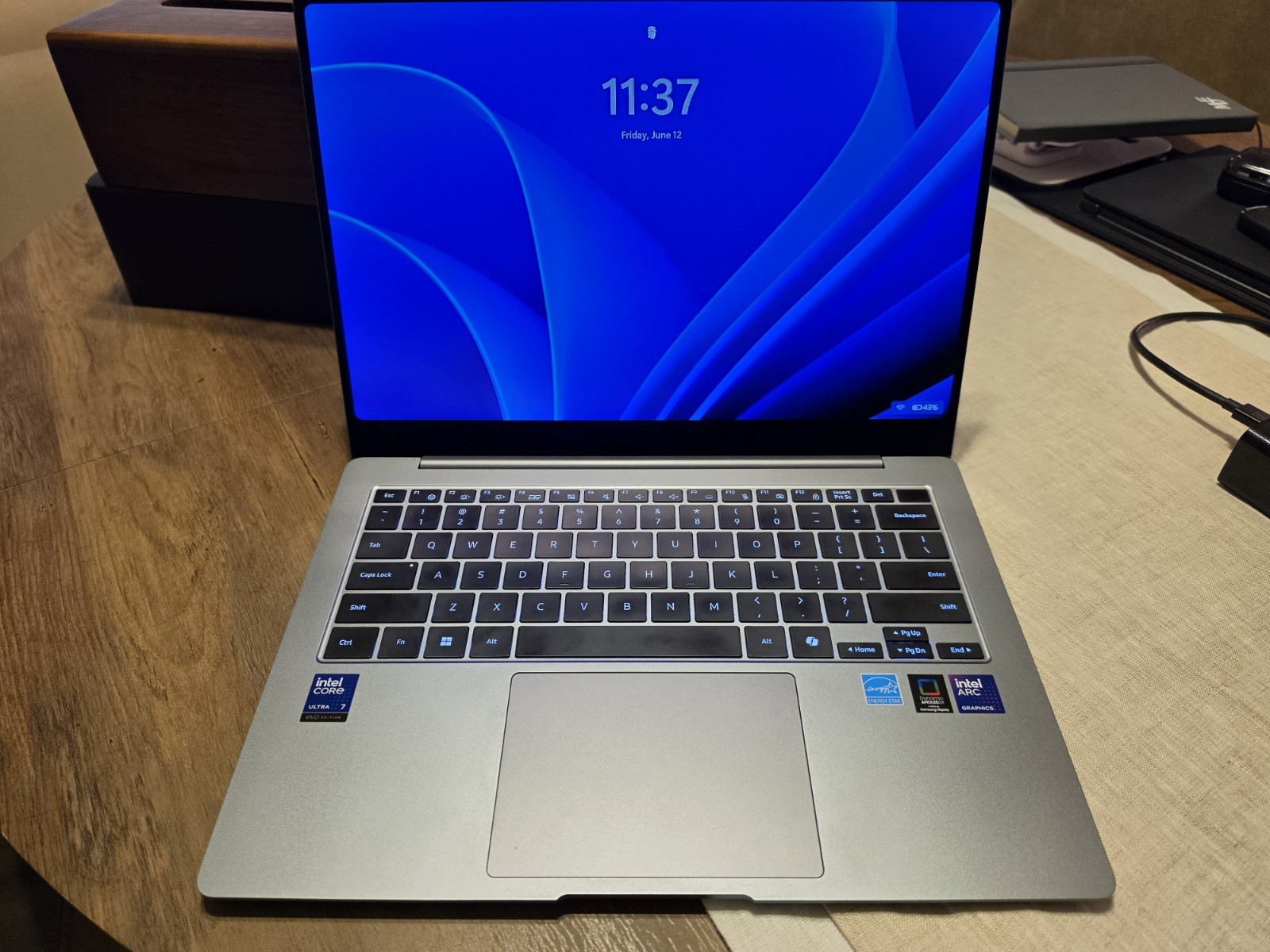 Samsung Galaxy Book5 Pro Laptop 14″ 32GB RAM 1TB SSD US Keyboard