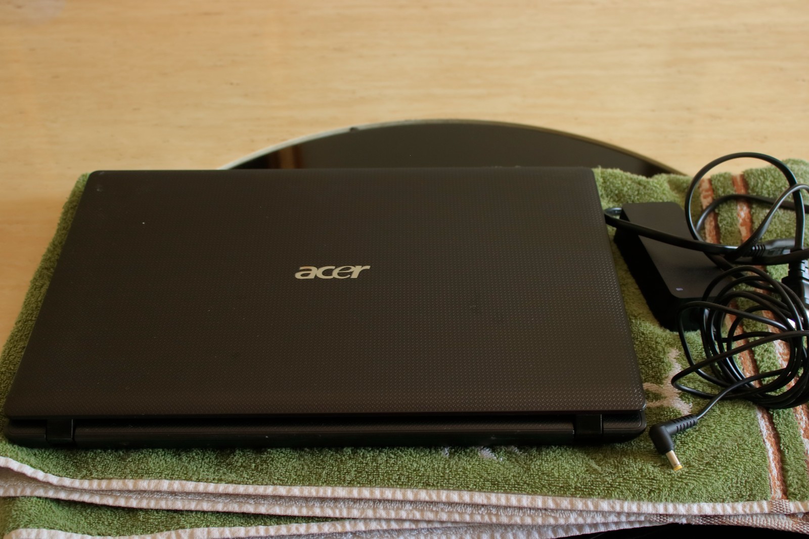 Acer Aspire 5742 (Core i5-580M, 512GB SSD, 8GB RAM, Win10) (Read Desc, See Pics)