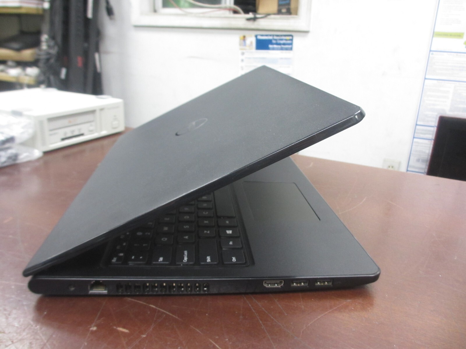 Dell Inspiron 15 3565 15.6″ AMD A6-9200 2.0GHz 4GB/500GB DVDRW Laptop+AC [NO OS]