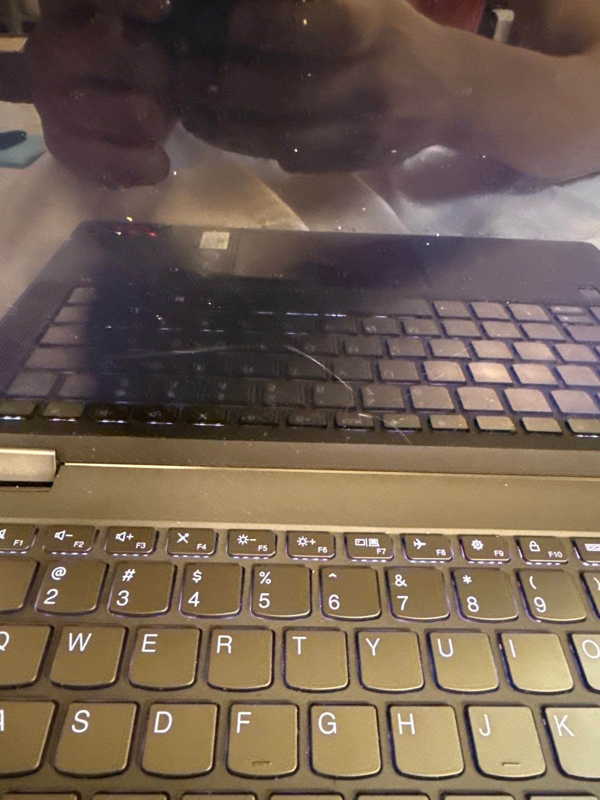 Lenovo IdeaPad Flex 5 14ARE05 Ryzen 5 4500U 16GB 256GB SSD 14″ Screen Crack