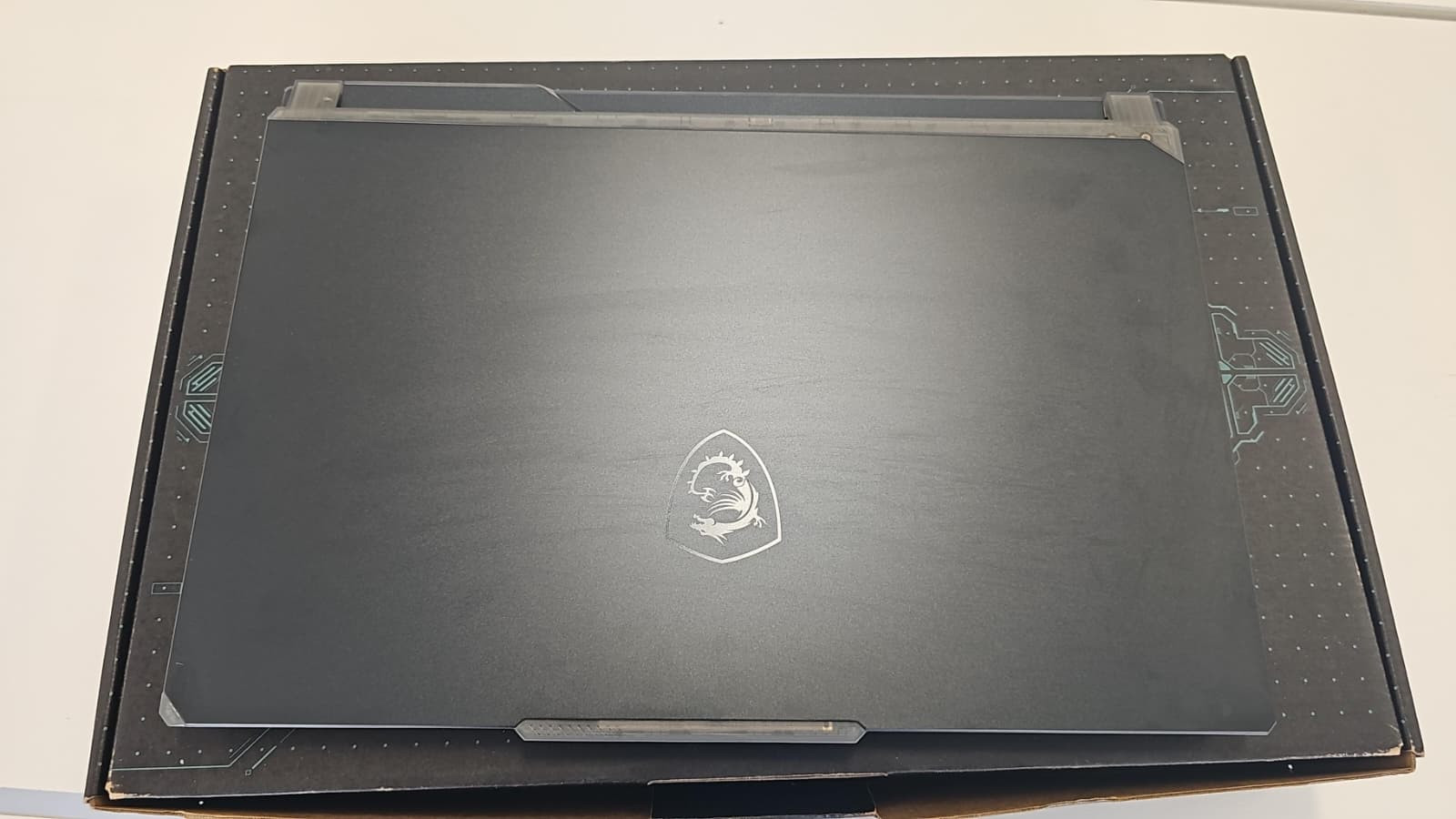 New MSI Cyborg 15 A12VF 15in i7 64GB 1TB SSD RTX Windows 11 Backlit GAMING