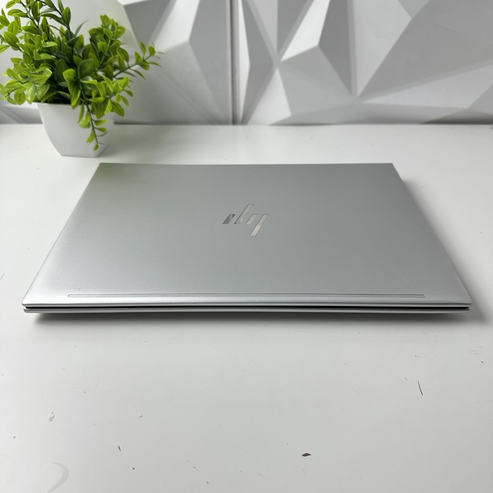 HP EliteBook 845 G11 Laptop, 14″ FHD, Ryzen 5 PRO 8540U, 16GB, 256GB SSD