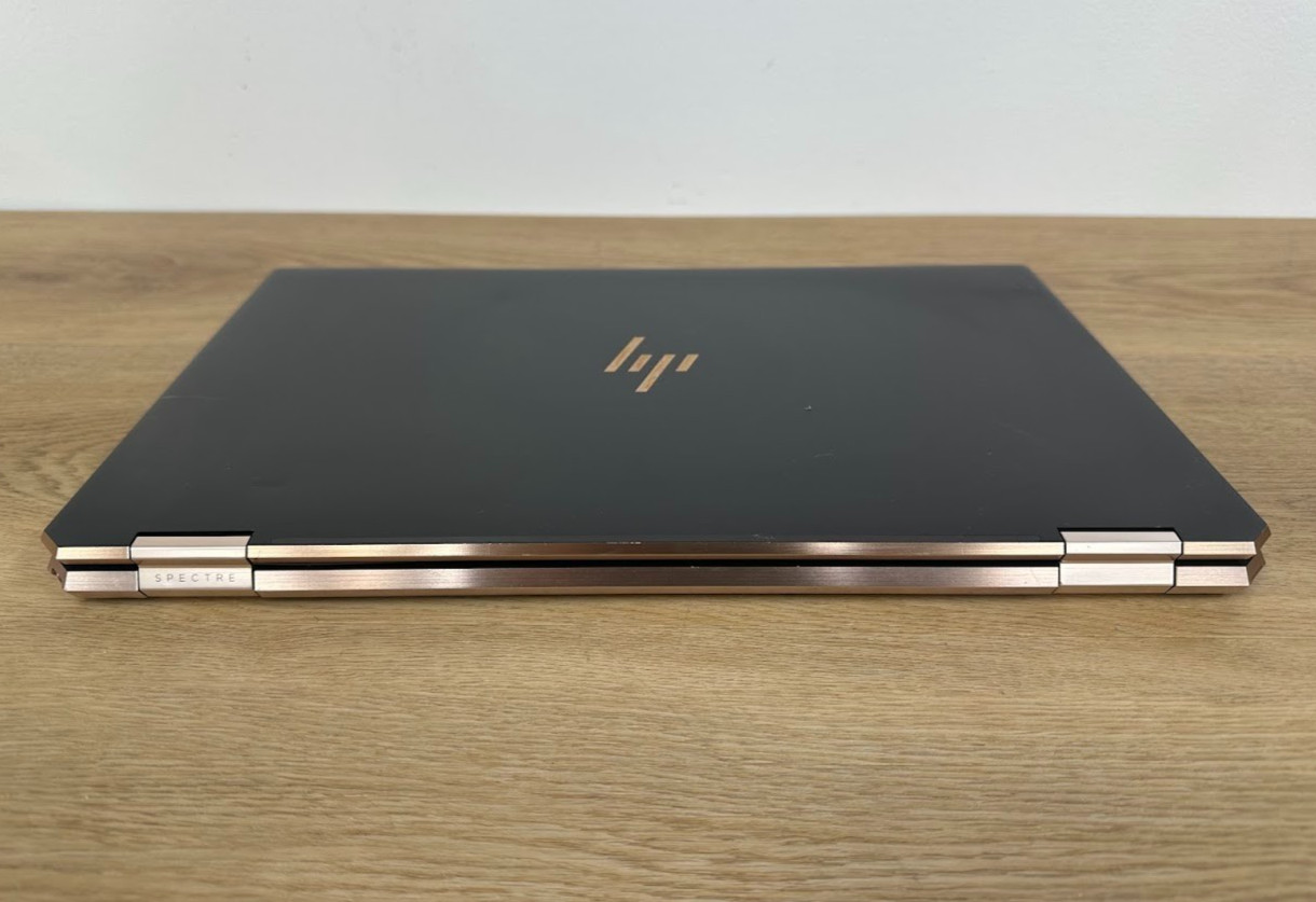 HP Spectre x360 15t, Core i7 10750H, 16GB DDR4, GTX 1650Ti, 512GB SSD 2019