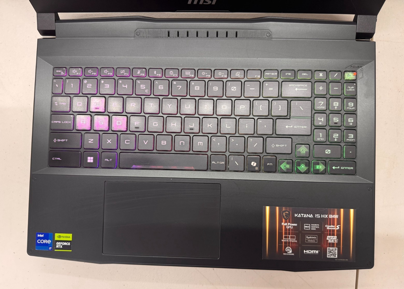MSI Katana 15 HX B14W 15.6″ Gaming i7-14650HX 2.20GHz 48GB RAM 2TB SSD RTX 5050