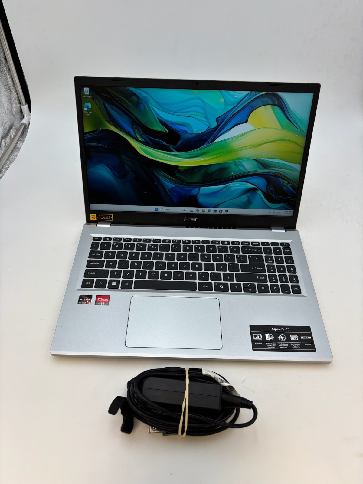 Acer Aspire Go 15 L AG15-21PT 15.6″ 256 GB SSD 8 GB RAM Ryzen 3 7320U