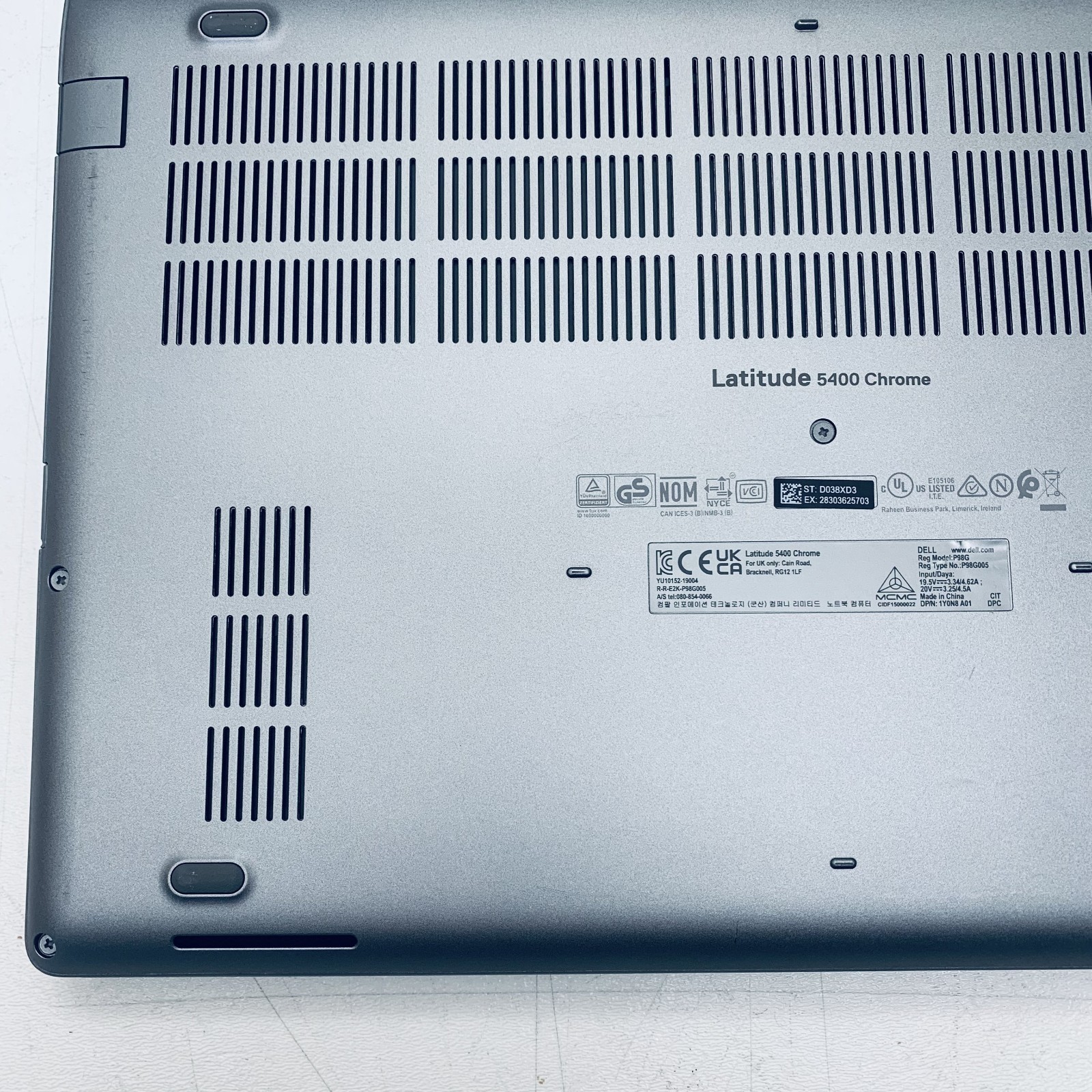 Dell Latitude 5400 Laptop Intel Core i5-8365U 8GB RAM 256 GB SSD Win11