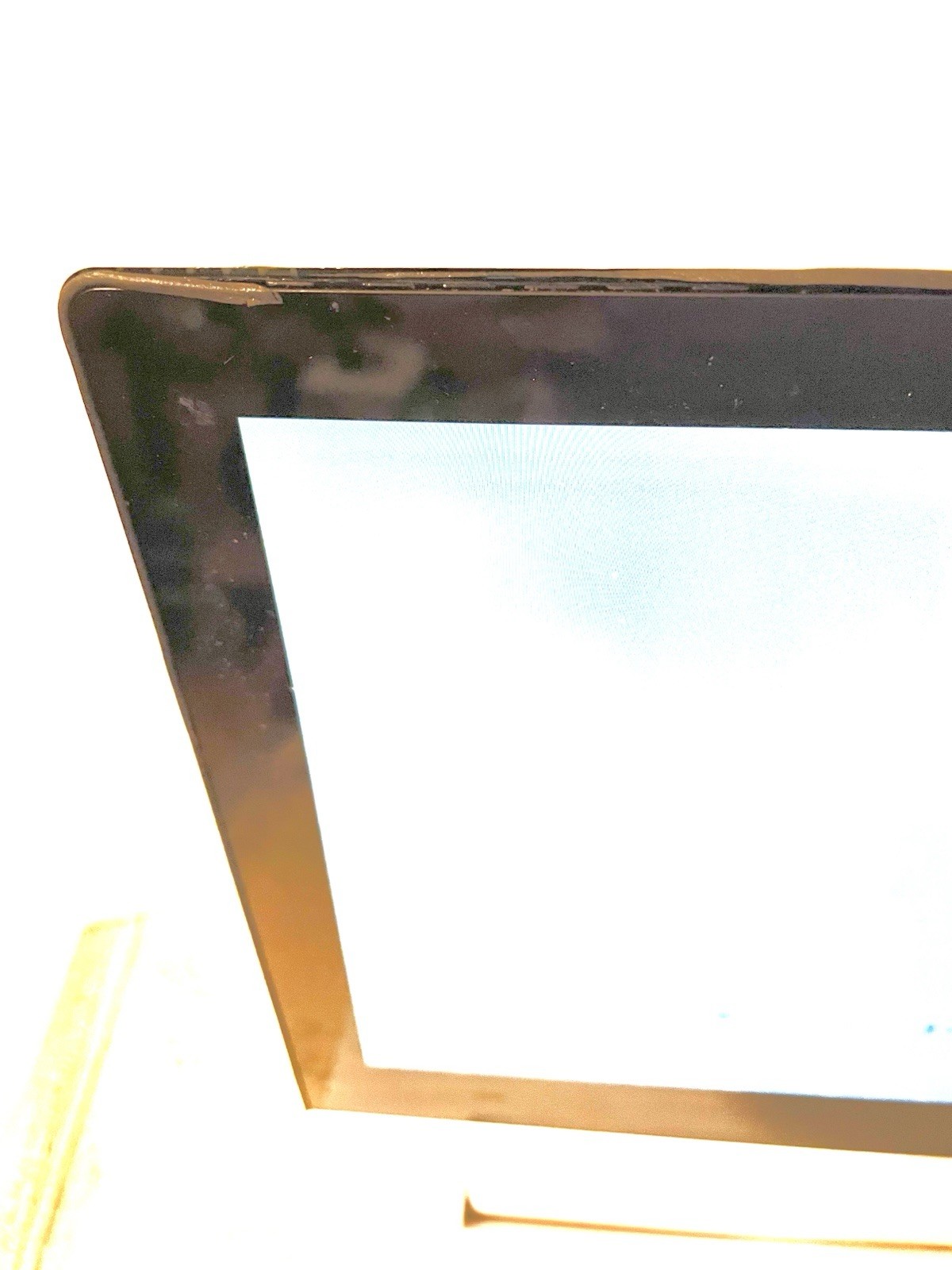 Lenovo Chromebook C330 2-in 1. 4GB, LPDDR3, 64GB EMMC, CHROME OS, 11.6” Screen