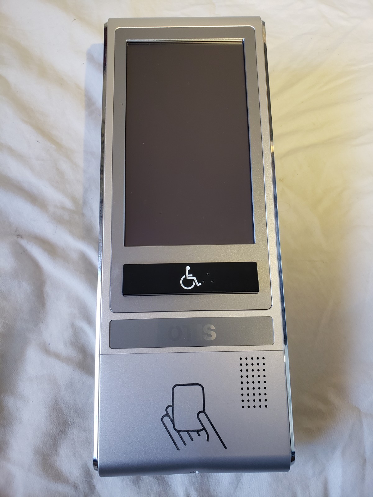 OTIS 360 DESTINATION TOUCHPAD TERMINAL MODEL XCA23505B997-1-1-1-2