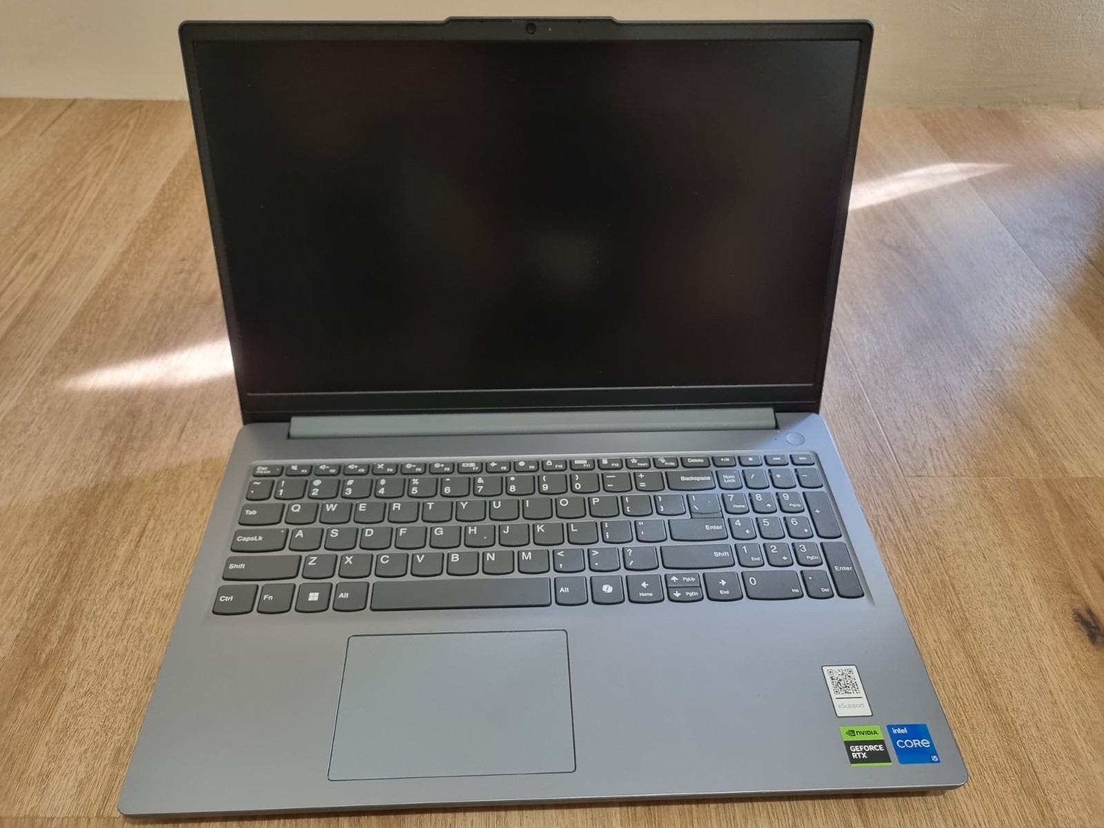 Lenovo LOQ 15.6 Gaming Laptop i5 16GB RAM, 512SSD RTX 4050, Like new