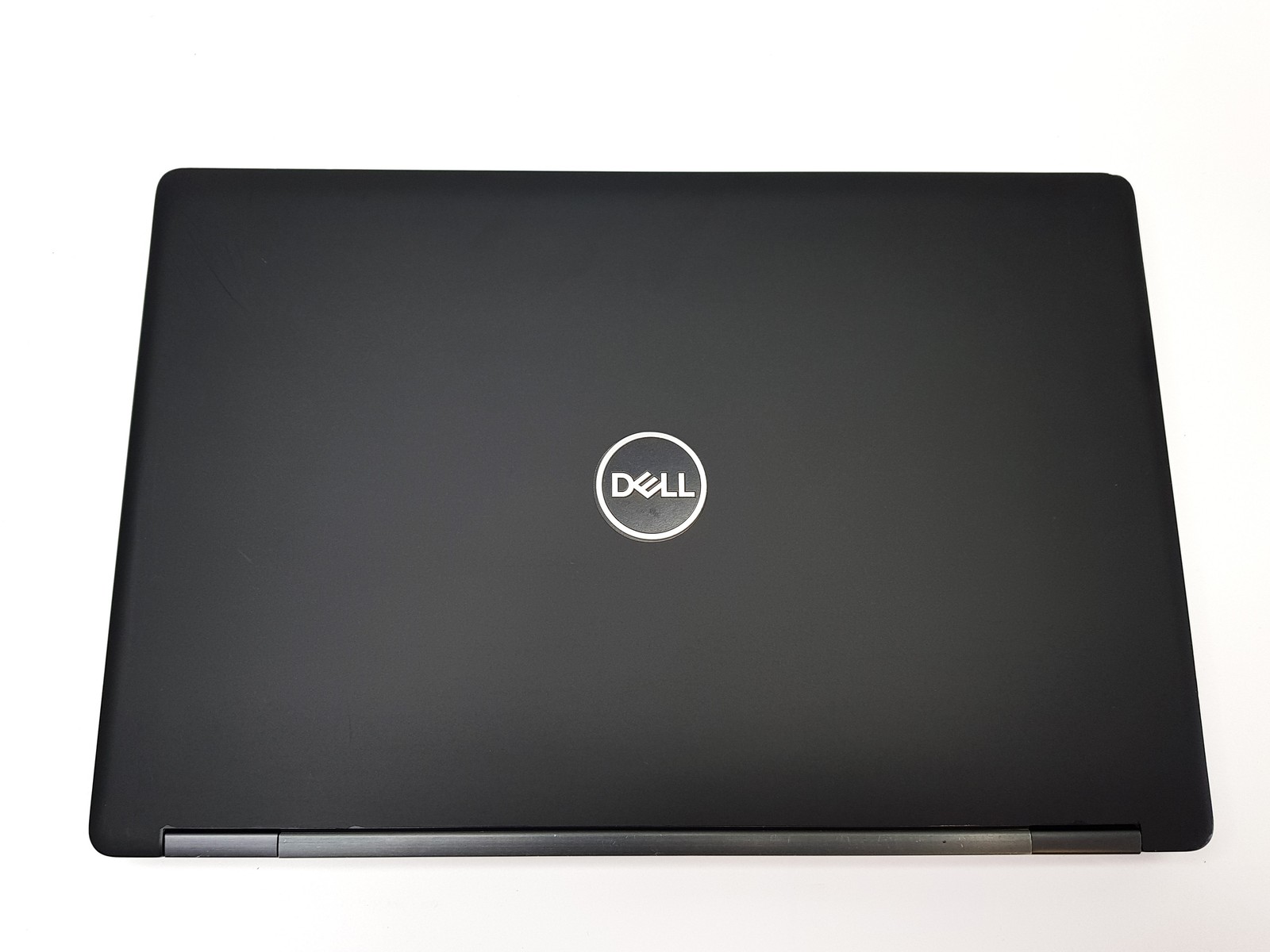 Dell Latitude 5591 15.6″ I7-8850H 8GB DDR4 256GB SSD MX130 Win 11 Pro Laptop