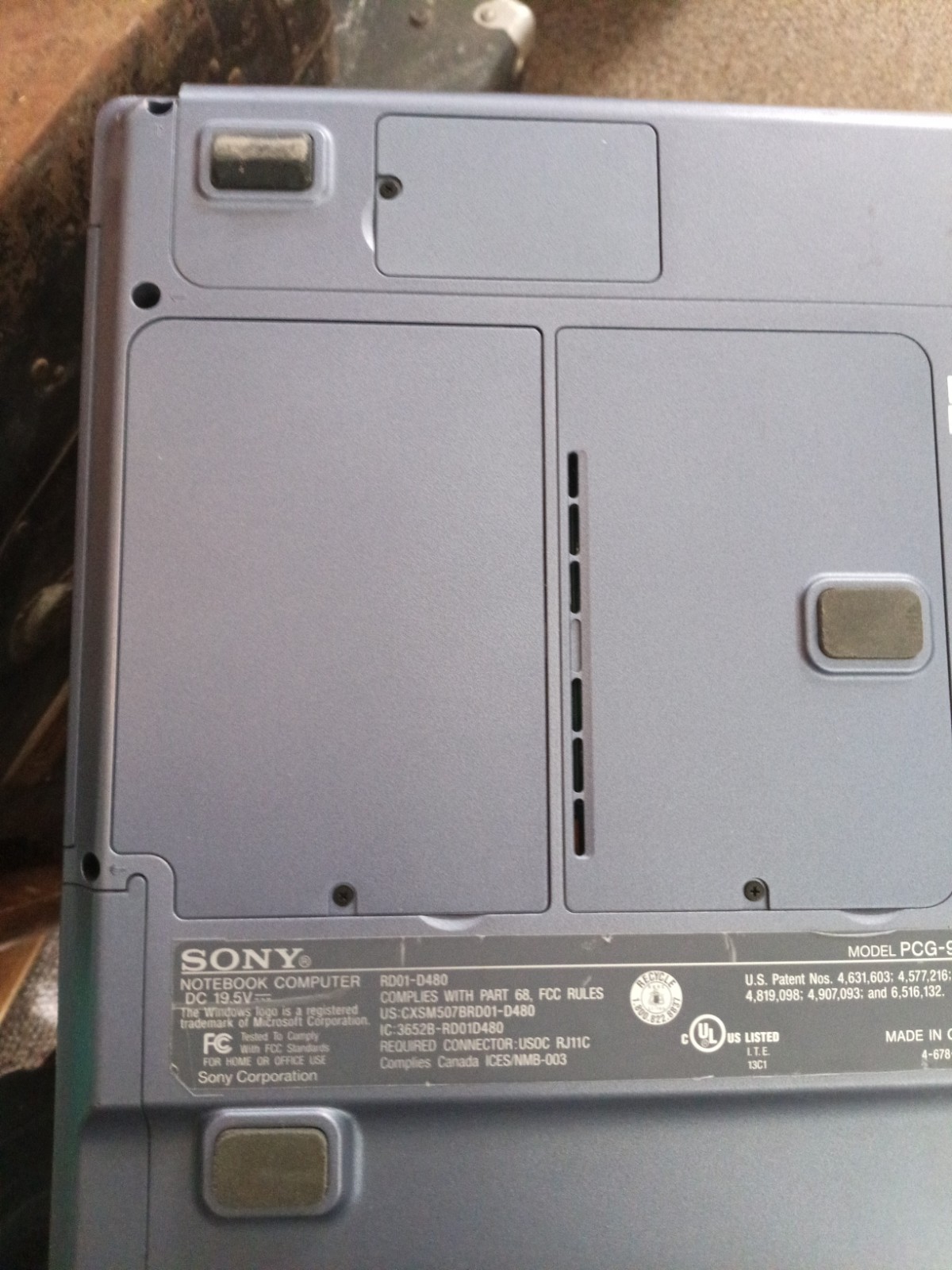 Vintage Rare SONY VAIO Pcg-871L PCG-FRV37 15” Laptop Windows Xp Working 40gb