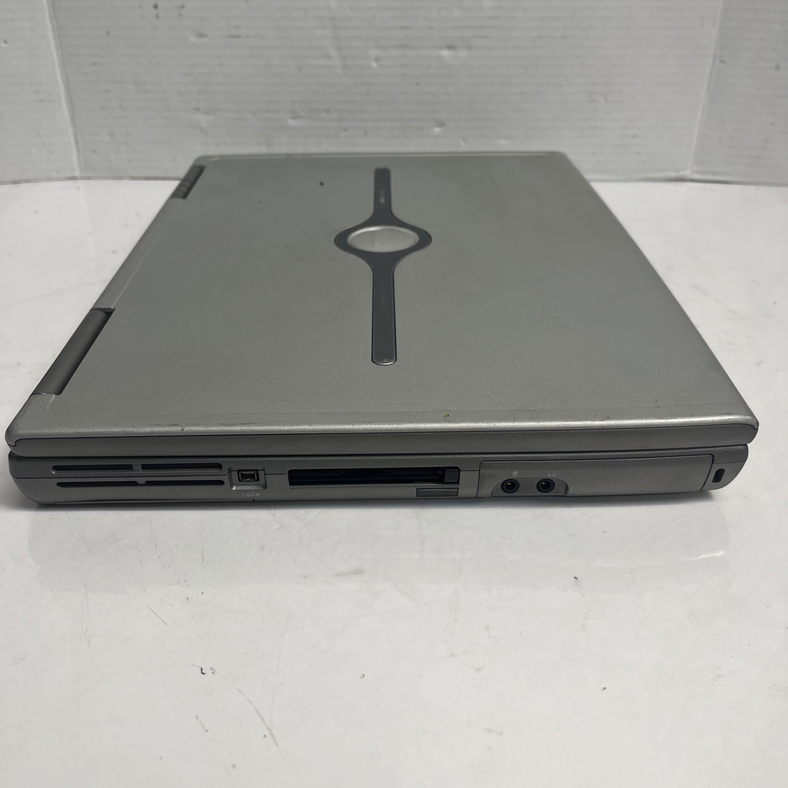 Dell Inspiron 8600 Intel Pentium NO HDD/OS |GOOD SCREEN & BATTERY