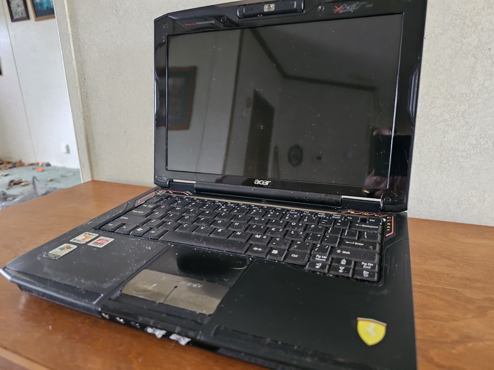 Acer Ferrari 1000 Laptop Complete! Please Read Description