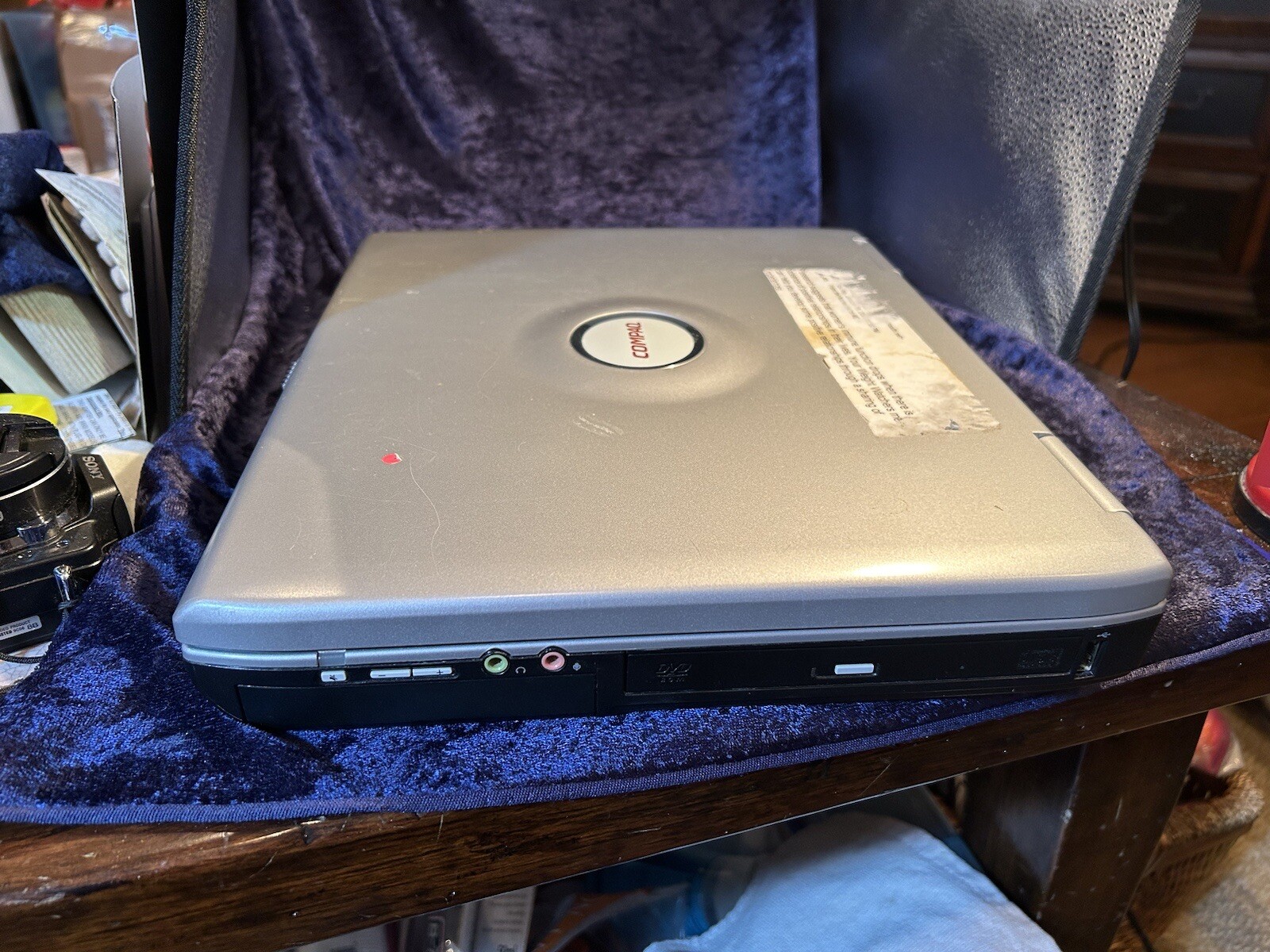 Compaq Presario 2500 Computer ~ Occasionally It Comes On~Parts Only ~10”x13”