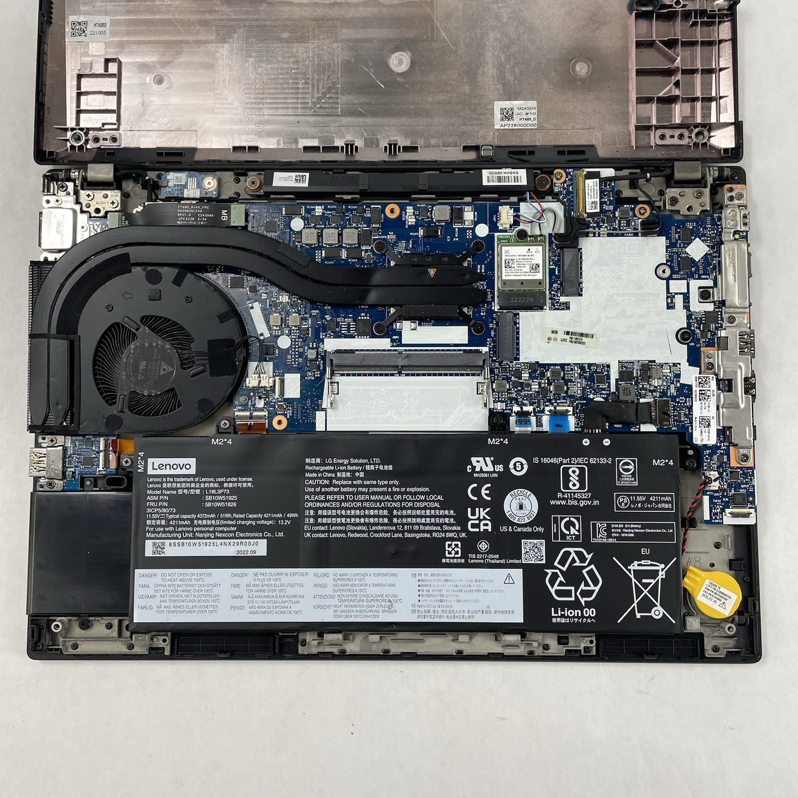 Lenovo ThinkPad T14 Gen 2a 14″ Ryzen7 Pro 5850U 1.90 GHz 16 GB RAM No SSD/OS/AC