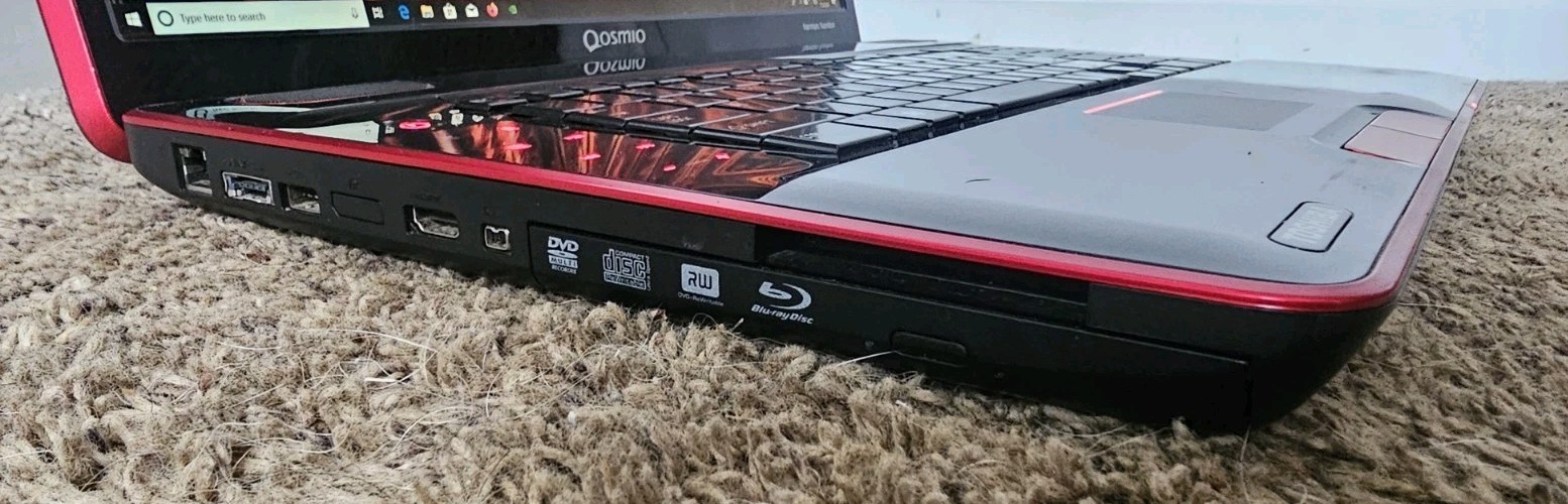 Toshiba Qosmio X500-Q930X i7-2630QM, 16GB RAM, 500GB SSD, 2TB HDD, Win 10 Pro