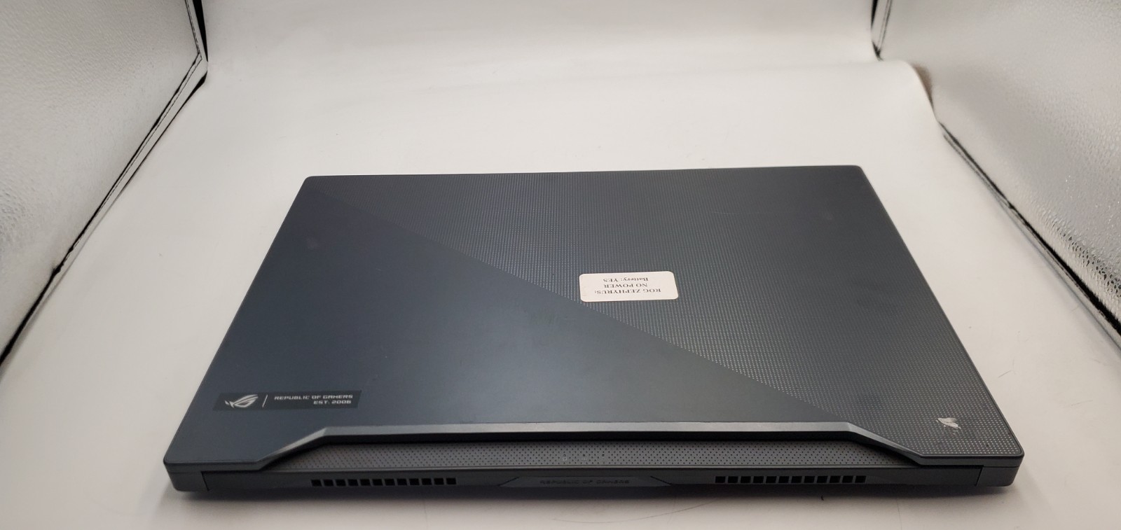 Asus ROG Zephyrus M GU502G Laptop i7-9th Gen No SSD/RAM/AC/Doesn’t Boot