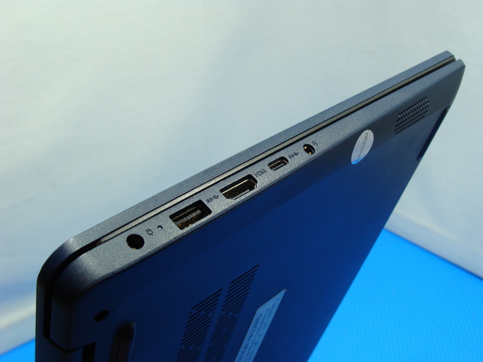 Lenovo IdeaPad 1 15IAU7 15.6″ FHD TOUCH i5-1235U 1.3GHz 8GB 512GB SSD 95t +PA