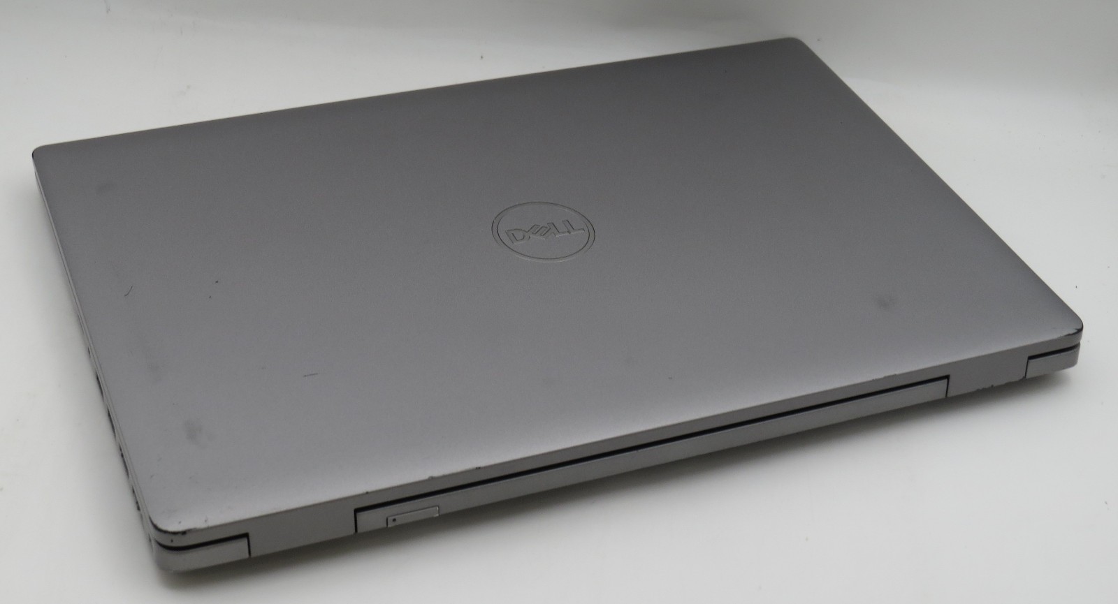 Dell Latitude 5521 | i7-11850H @ 2.5GHz | 16GB / 256GB | MX450 | 15.6″ | Win 11