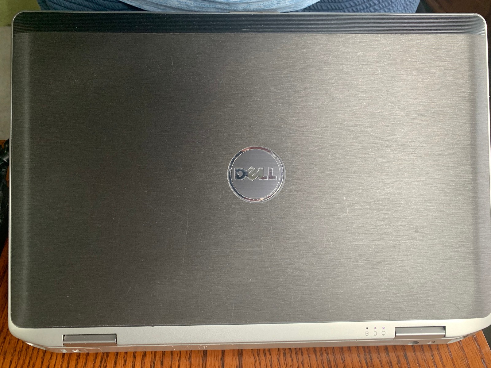Dell Latitude E6430 14 Inch (149GB , Core I5-3320m, 2.6 GHz, 4GB) Laptop