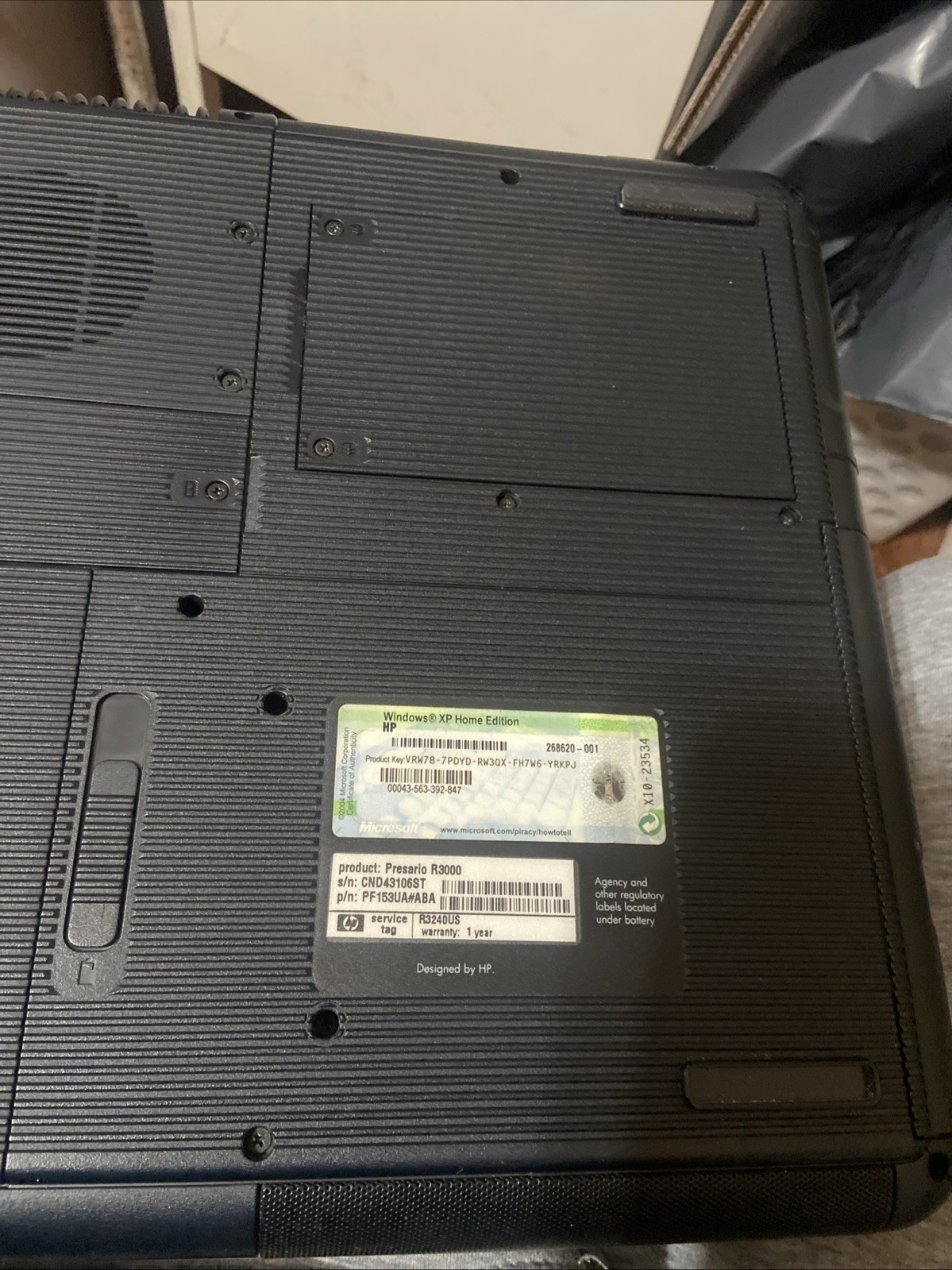 Compaq Presario R3000 – 15.4″ 256MB RAM, 80GB HDD, Laptop – FOR PARTS