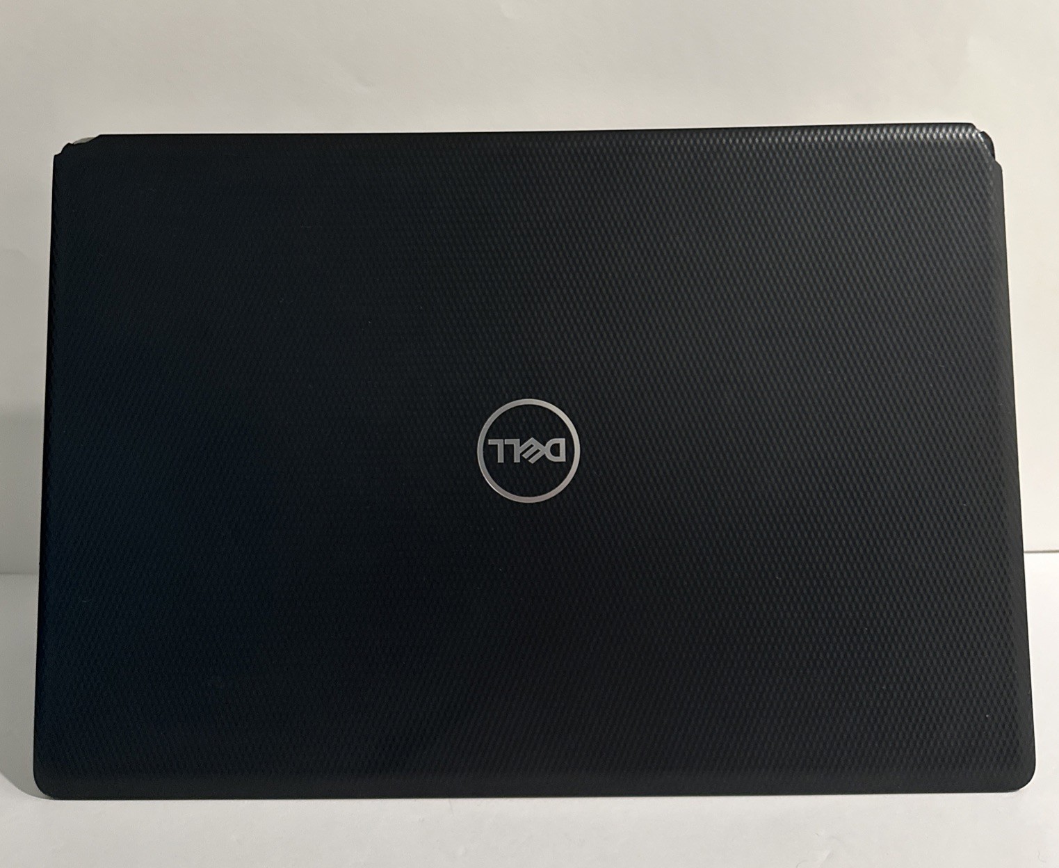Dell Inspiron 3593 15.6″ (256GB SSD, Intel Core i5-1035G1, 8GB) Laptop Windows11