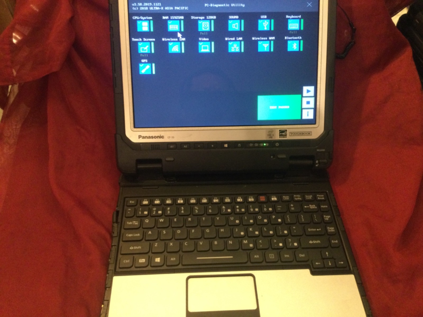 Panasonic Toughbook CF-33 MK2, Intel Core i5-10310U 16 “Win11” w/KYBRD
