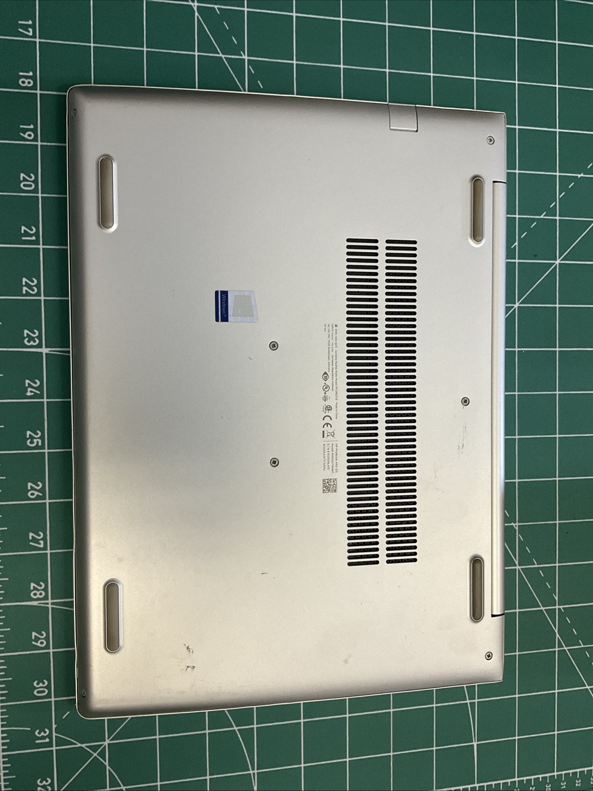 HP Probook 440 G7 I5-10210U 256GB NvME SSD 16GB DDR4