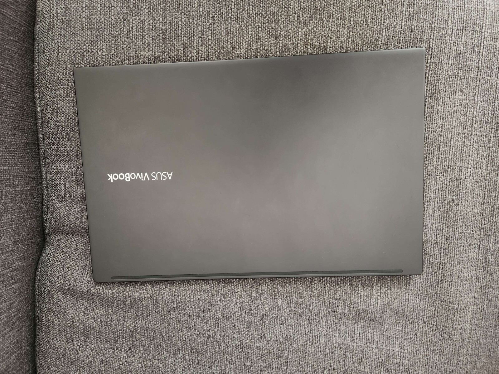 ASUS VIVOBOOK 15 || i7-10510U CPU || 16 GB RAM || 512 GB SSD || MODEL S15S533 ||
