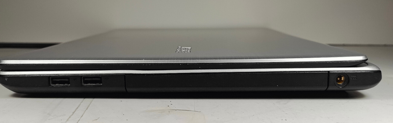 Acer Aspire V3-572G-543S Intel Core i5-5200U 8GB RAM 512GB SSD Nvidia 840M 15.6″
