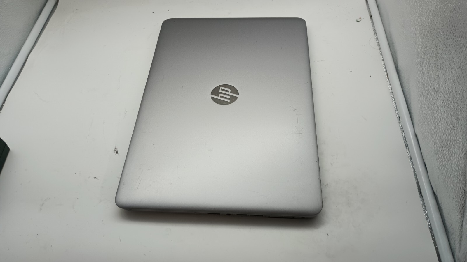 EliteBook 850 G4(122612-45)w/charger.i5-7200U.8GB.256GB SDD.15.6″FHD.W11