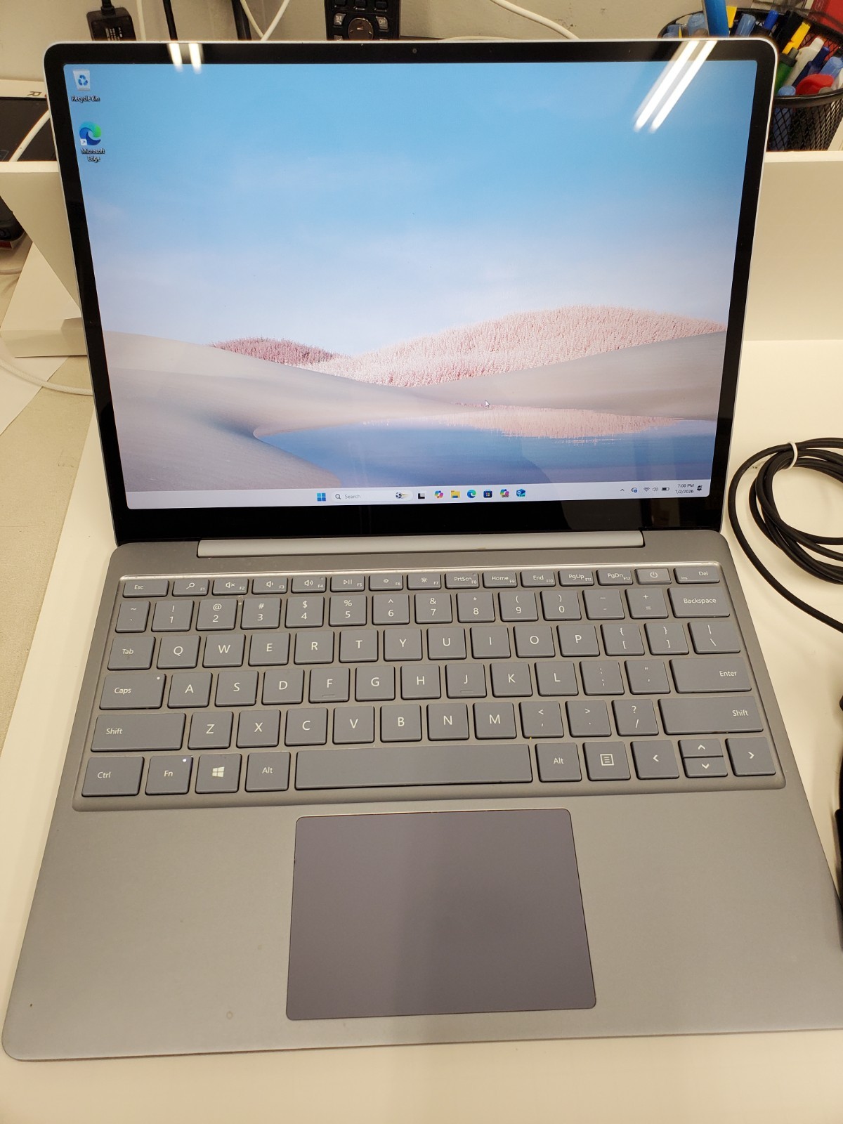 Microsoft Surface Book Go Laptop – 128GB i5 A1943 8GB RAM- 12.4in TouchScreen