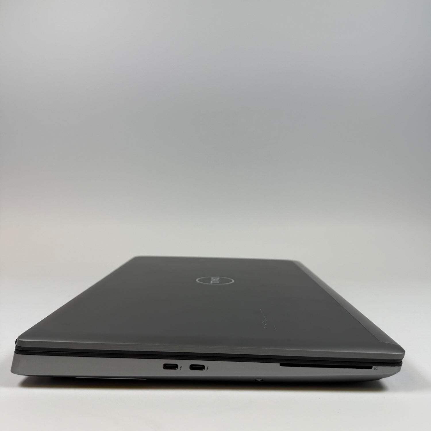 Dell Precision 7750 17.3″ i7-1750h 2.6GHz 16GB RAM 256GB SSD