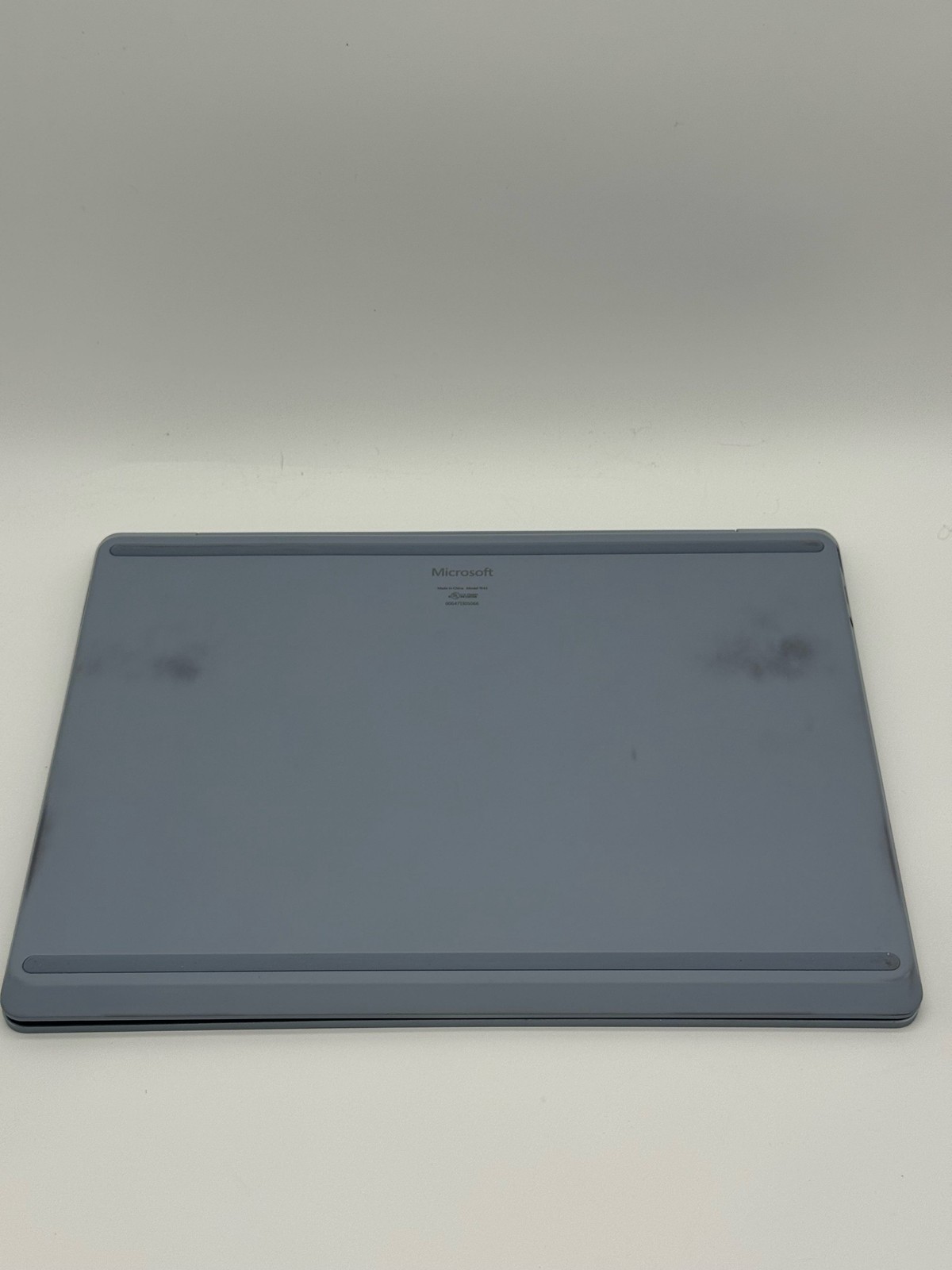 Microsoft Surface Laptop DAG-00001 Intel Core i5 8GB RAM 256GB Platinum