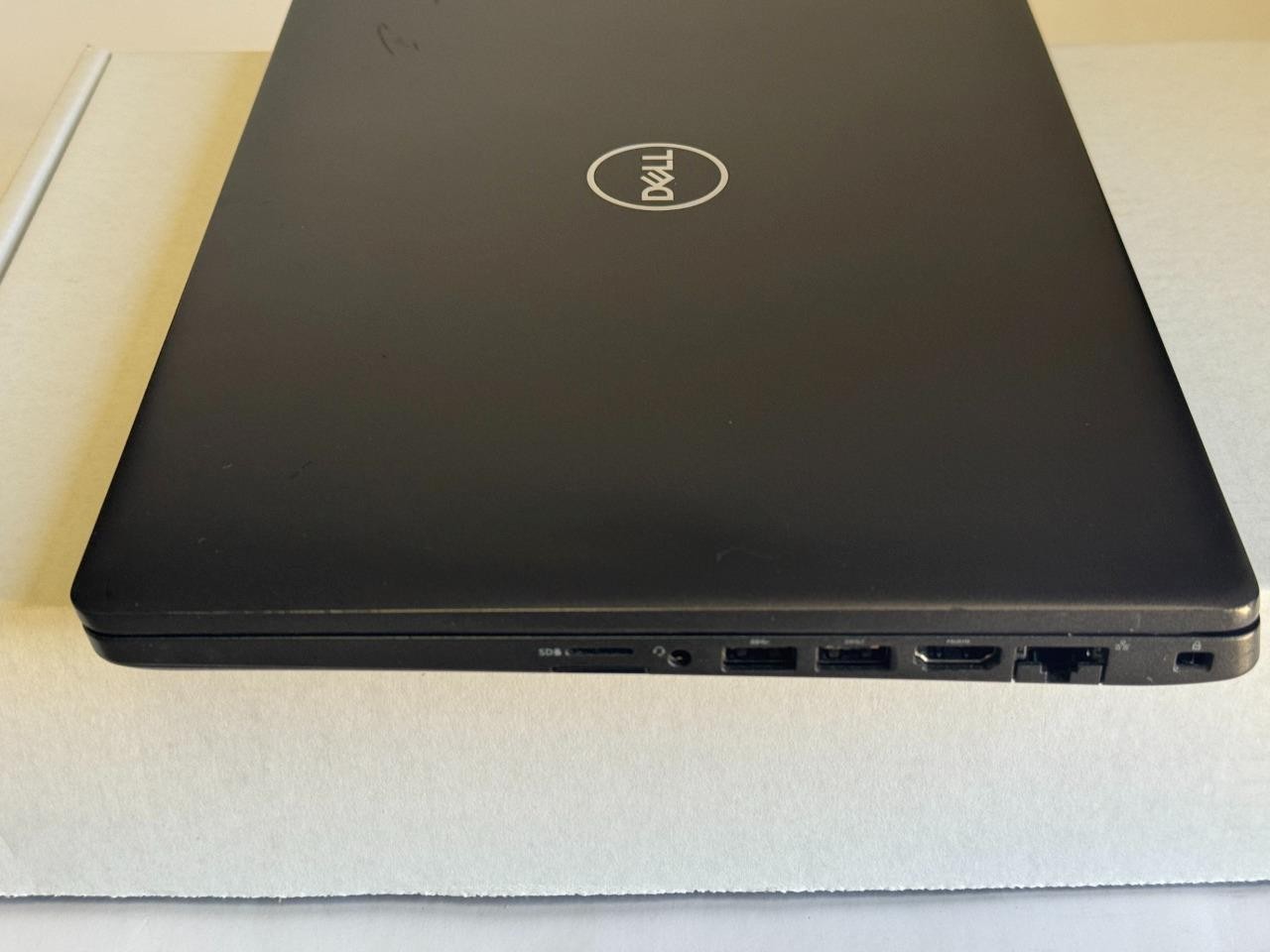 Dell Latitude 5400 14″ Intel Core i5-8365U 1.6GHz 16GB RAM 512GB SSD, Grade C