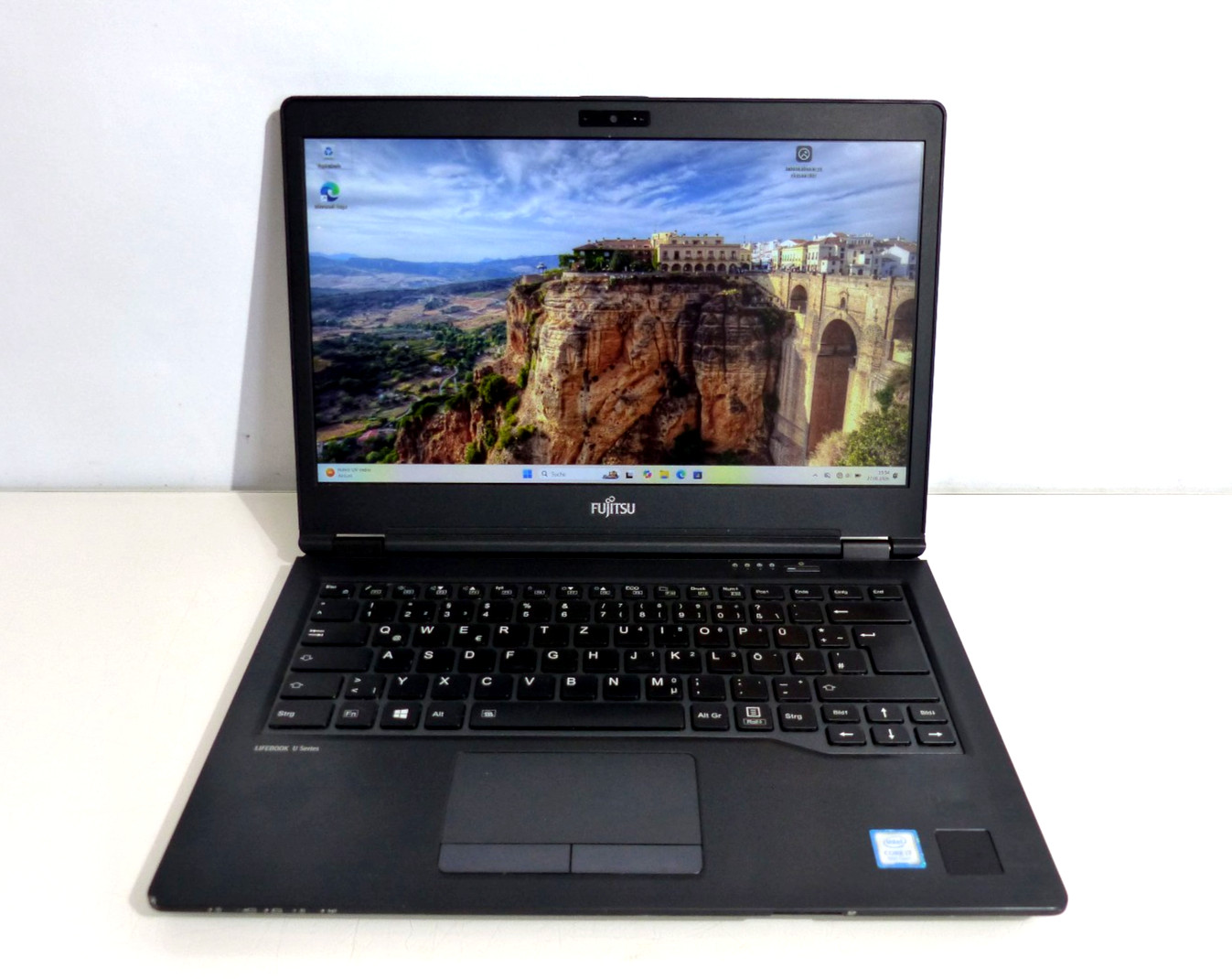 Fujitsu LifeBook U748 Intel i7-8550U 16GB DDR4 512GB SSD Win11 14″ Laptop #61