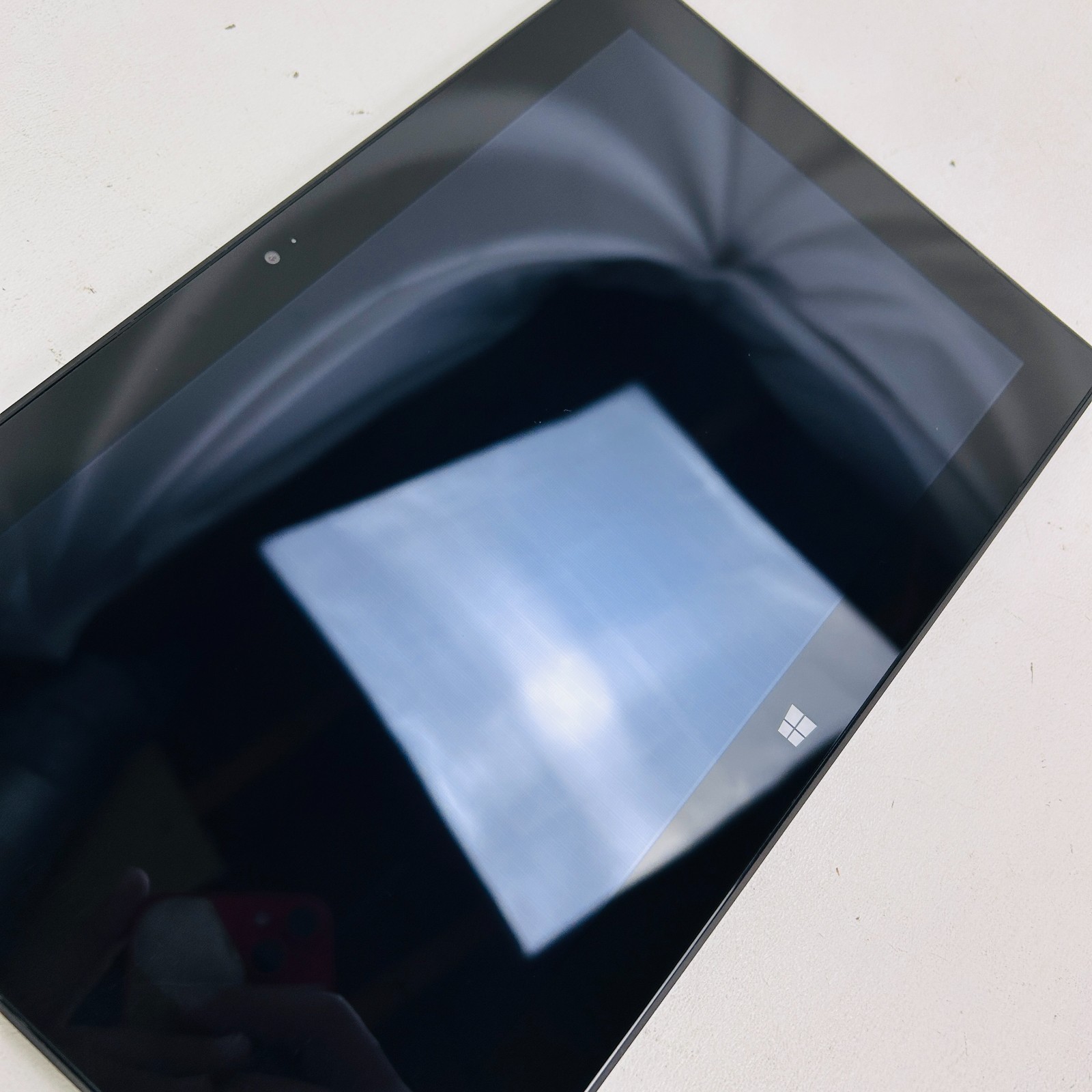 “Bad Battery, For Parts” Microsoft Surface RT – Model 1516 32GB Wi-Fi 10.6″